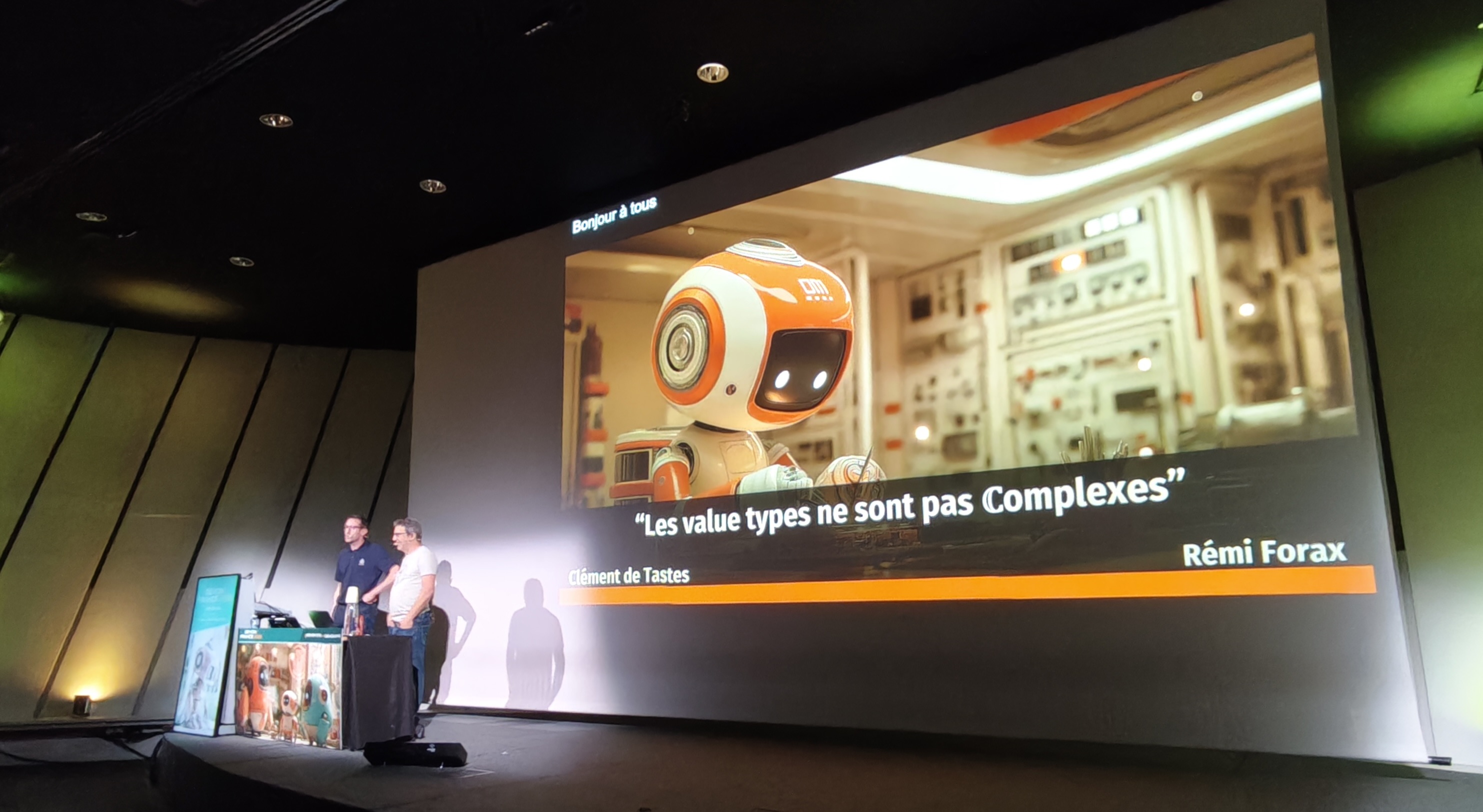 Clément de Tastes et Rémi Forax sur la scène de la salle Maillot lors de Devoxx France 2026
